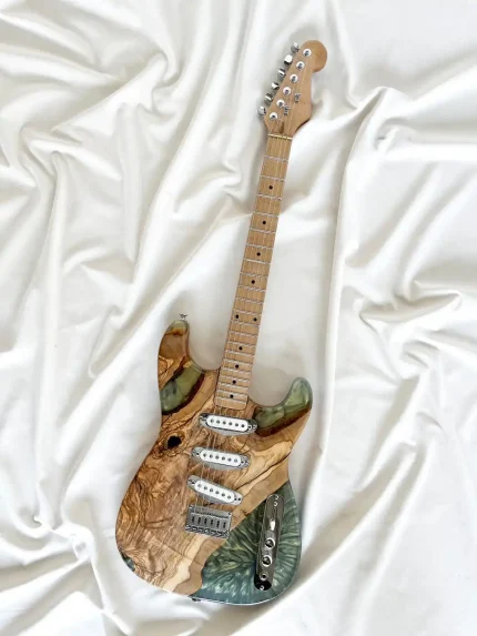 Özel Üretim Epoksi Elektro Gitar
